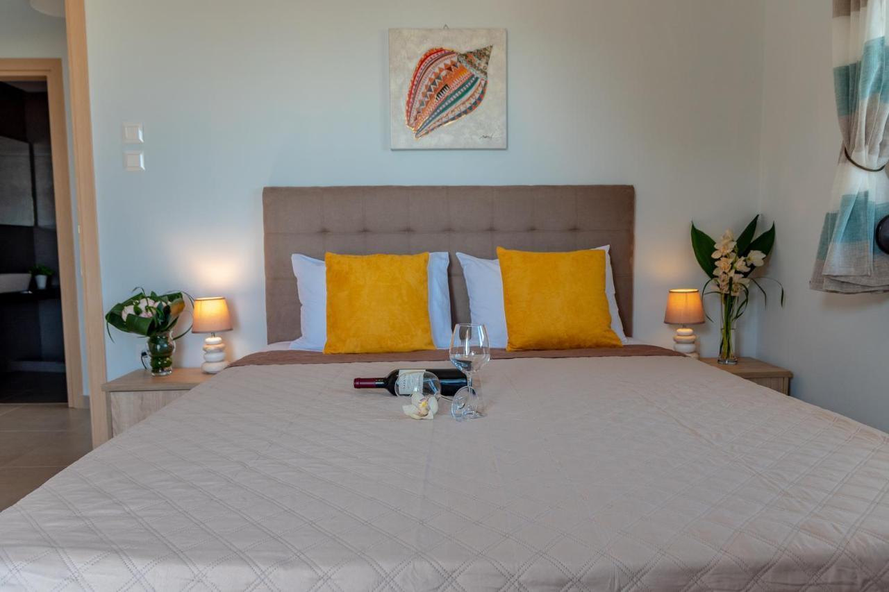 Dimi Seafront Apartment By Rentals Pro Services - Nea Moudhania Exteriör bild