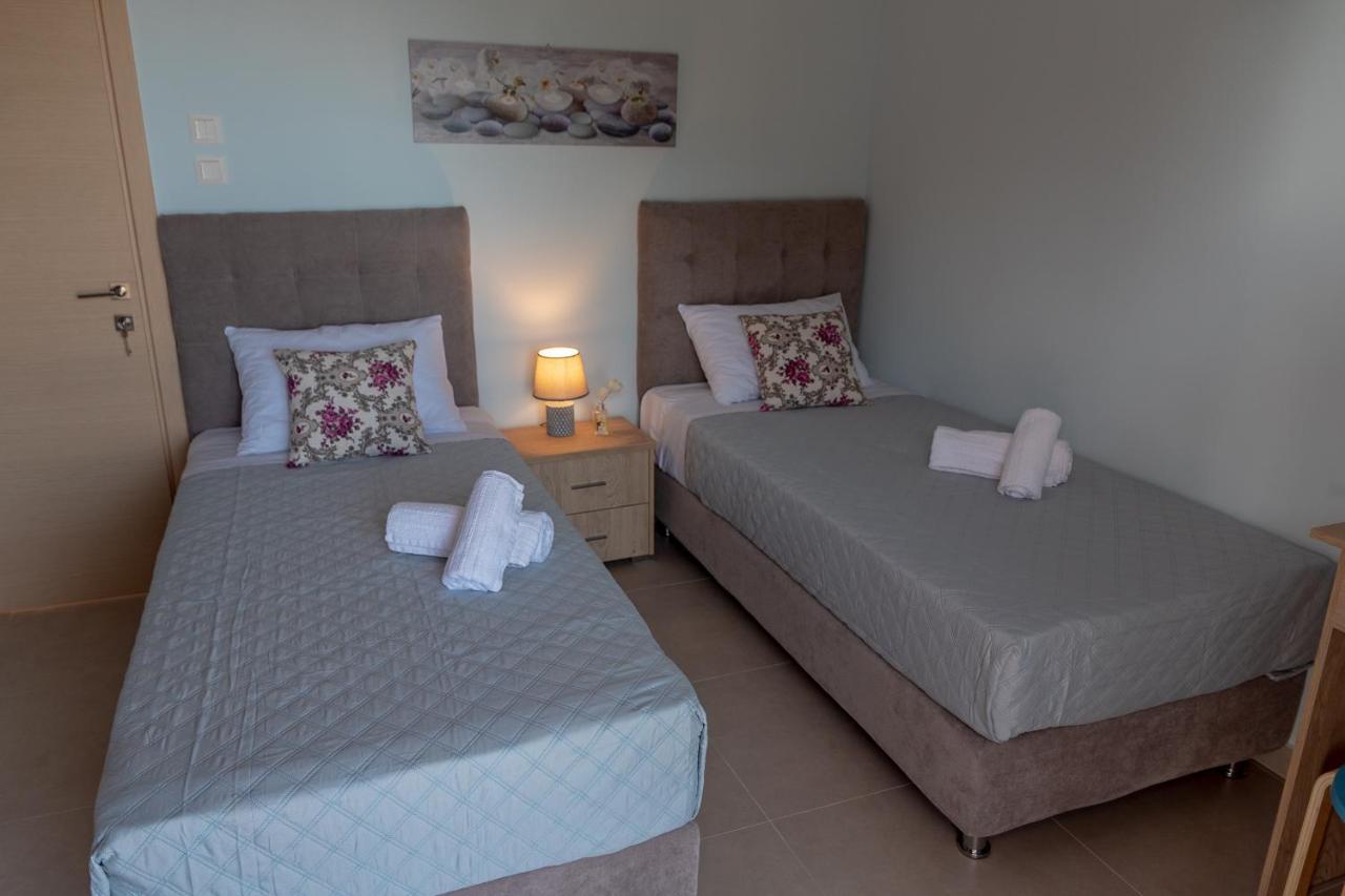 Dimi Seafront Apartment By Rentals Pro Services - Nea Moudhania Exteriör bild