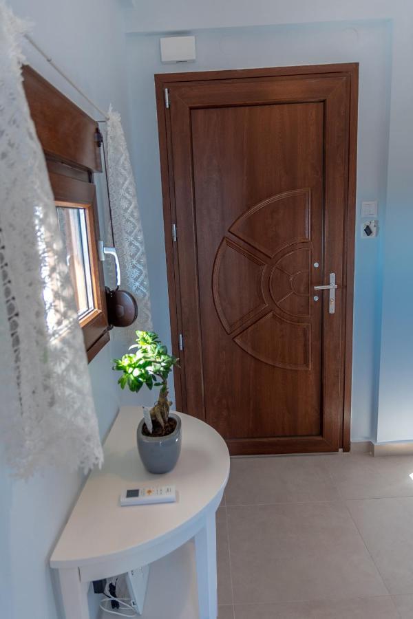 Dimi Seafront Apartment By Rentals Pro Services - Nea Moudhania Exteriör bild