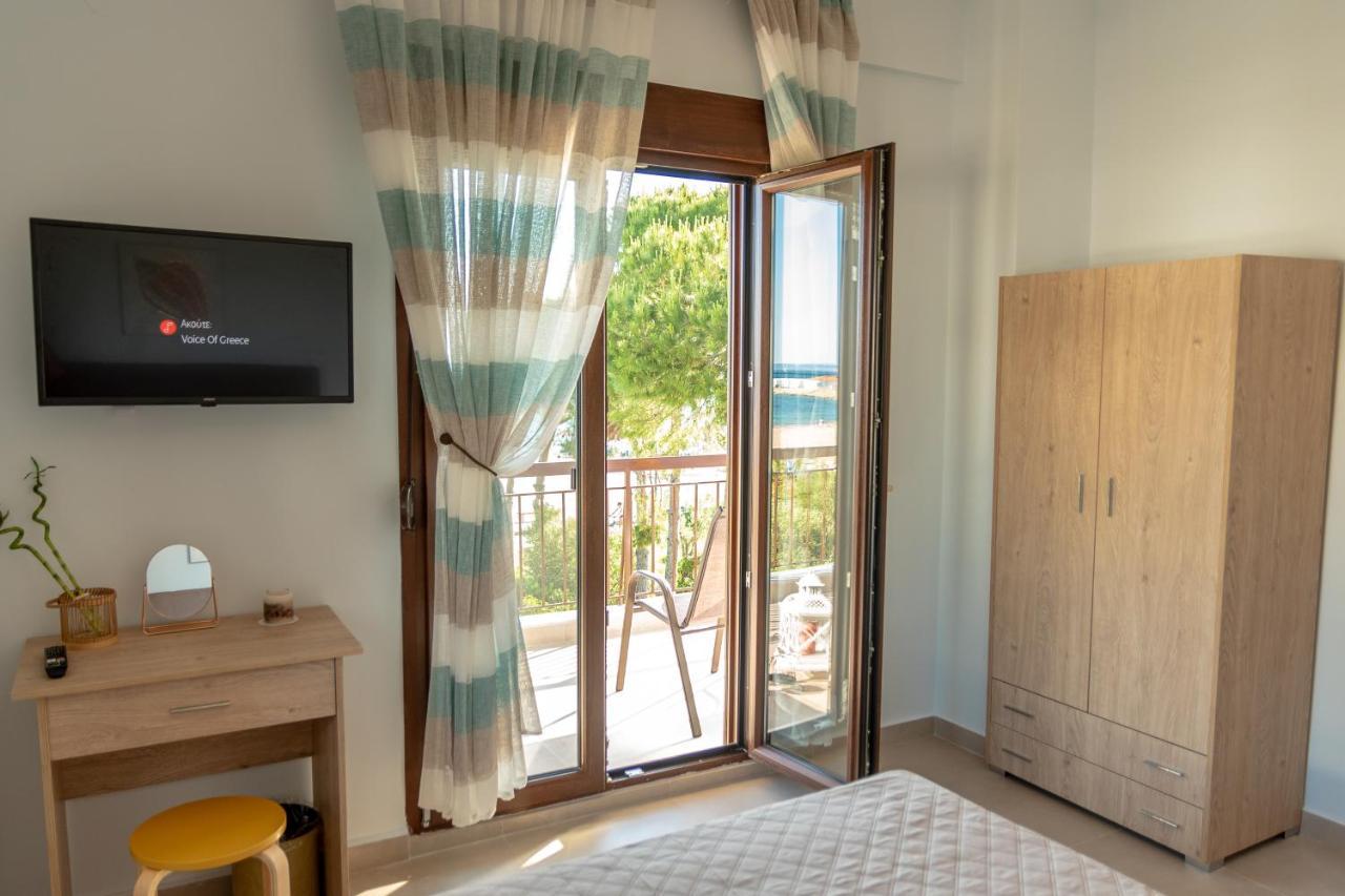 Dimi Seafront Apartment By Rentals Pro Services - Nea Moudhania Exteriör bild